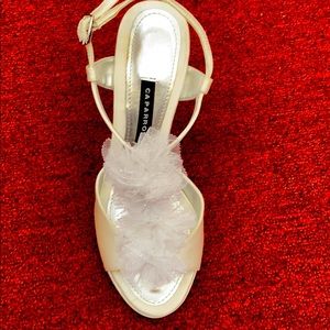 Ladies sateen ivory shoes
